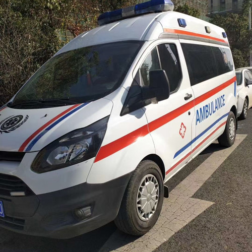 凤凰镇品质救护车出租,为您的健康出行负责